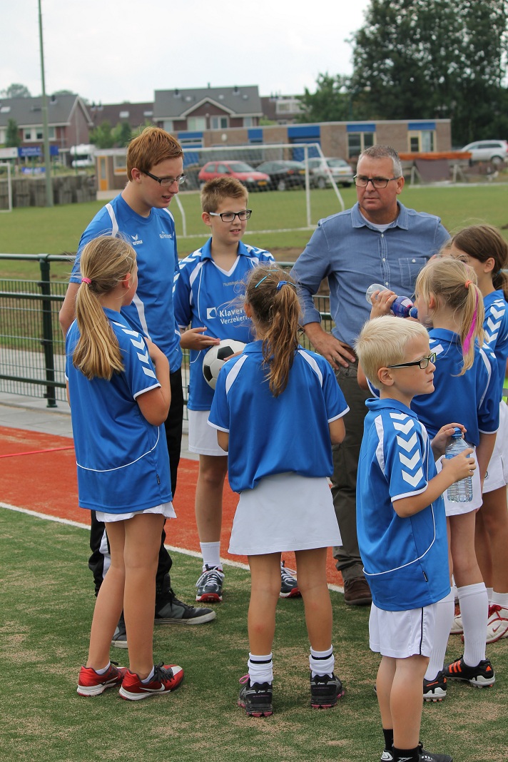 Oefenwedstrijd E2 Almkerk 136.JPG